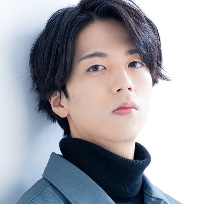 舞台『桜舞し、若葉の芽吹くころ』奏太 役 川﨑志馬